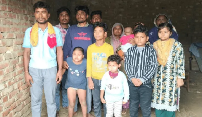 ফেনী সীমান্তে বাংলাদেশি পরিবার, বিএসএফের পুশইন. Channel i News - চ্যানেল আই নিউজ