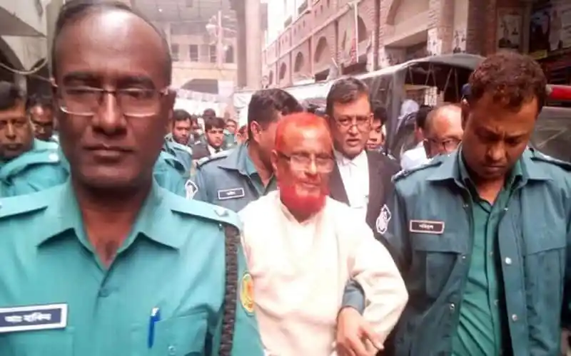 নেতা আজহারসহ অন্যান্য জামায়াত নেতাদের আদালত বহির্ভূত ছবি. Channel i News - চ্যানেল আই নিউজ