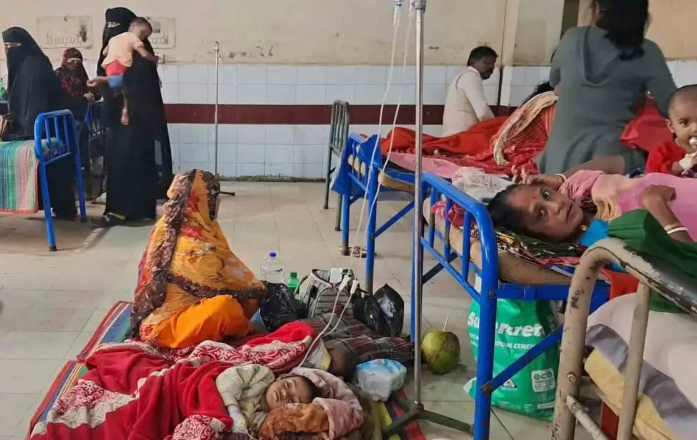 নগর হাসপাতালে অসুস্থ রোগীদের অবস্থা, চিকিৎসা ও সেবা ব্যর্থতা. Channel i News - চ্যানেল আই নিউজ