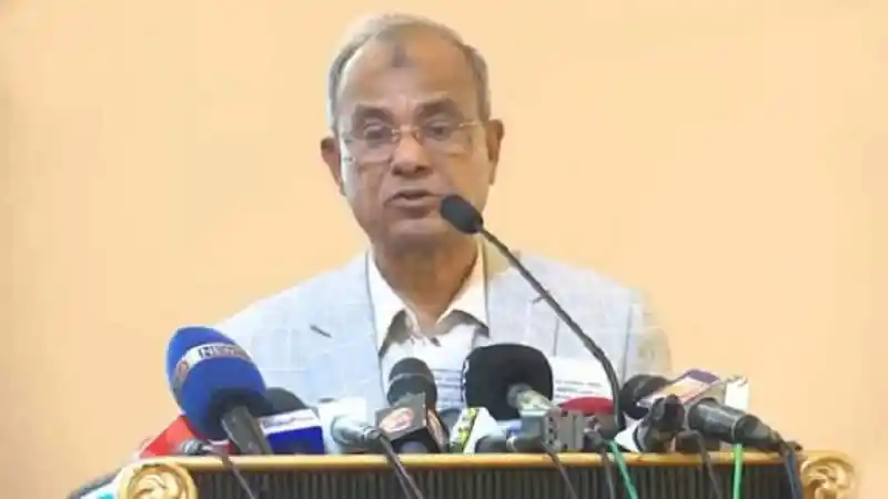 স্বরাষ্ট্র উপদেষ্টা নির্বাচনের সময় আইনশৃঙ্খলা পরিস্থিতি ভালো থাকবে বলে আশ্বাস দেন. Channel i News - চ্যানেল আই নিউজ