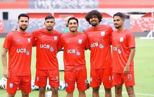 বাংলাদেশ ফুটবল দলের খেলোয়াড়রা মাঠে প্রস্তুত. Channel i News - চ্যানেল আই নিউজ