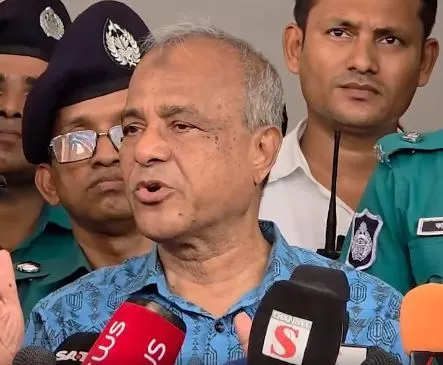 স্বরাষ্ট্র উপদেষ্টা আব্দুল হামিদকে গ্রেপ্তার না করার কারণ ব্যাখ্যা করছেন।. Channel i News - চ্যানেল আই নিউজ