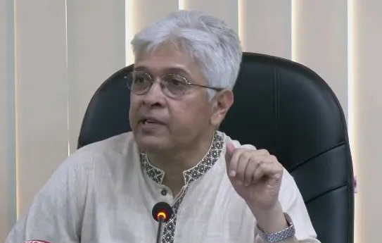 শিল্প উপদেষ্টার চামড়া শিল্প উন্নয়নে আলোচনা করছেন।. Channel i News - চ্যানেল আই নিউজ