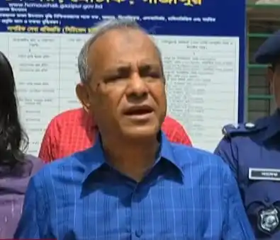 স্বরাষ্ট্র উপদেষ্টার মুখোমুখি সাক্ষাৎকার, সাংবাদিক ও পুলিশ সদস্য উপস্থিত. Channel i News - চ্যানেল আই নিউজ