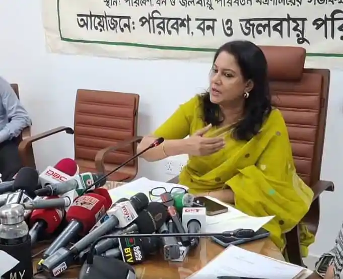 পরিবেশ উপদেষ্টার সংবাদ সম্মেলনে বক্তব্য প্রদান. Channel i News - চ্যানেল আই নিউজ