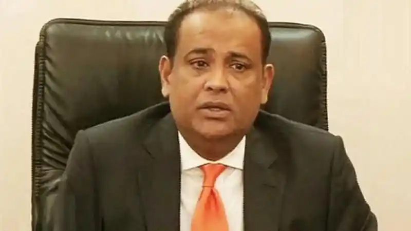 সাবেক ভূমিমন্ত্রীর তিন সন্তান দেশের বাইরে যাওয়ার ওপর নিষেধাজ্ঞা. Channel i News - চ্যানেল আই নিউজ