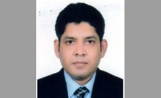 শরীয়তপুরের ডিসি ওএসডি এর ছবি, পেশাদার ব্যক্তিত্ব. Channel i News - চ্যানেল আই নিউজ