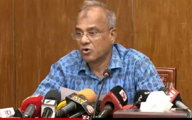 স্বরাষ্ট্র উপদেষ্টা মাদকের বিরুদ্ধে জিরো টলারেন্স নীতির কথা বলছেন. Channel i News - চ্যানেল আই নিউজ