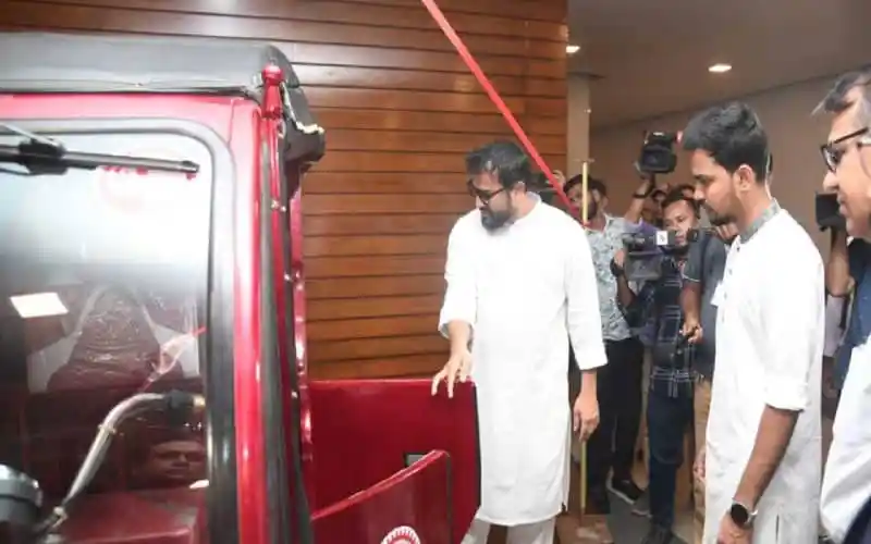 ঢাকায় ই-রিকশা চালুর জন্য কর্মকর্তাদের প্রস্তুতি ও আলোচনা. Channel i News - চ্যানেল আই নিউজ