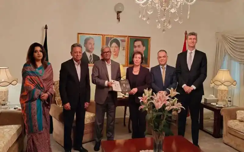 মির্জা ফখরুলের সাথে মার্কিন রাষ্ট্রদূতের সাক্ষাৎকারের ছবি. Channel i News - চ্যানেল আই নিউজ