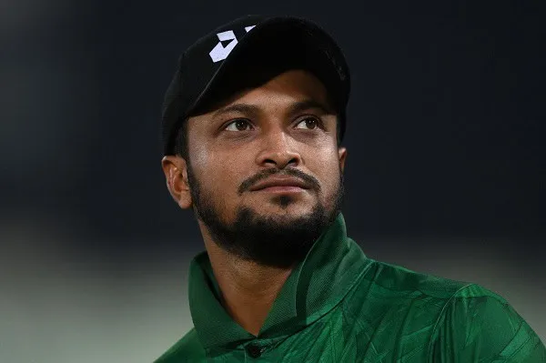বাংলাদেশি ক্রিকেটার সাকিব আল হাসান ক্যাপ পরা ছবি. Channel i News - চ্যানেল আই নিউজ