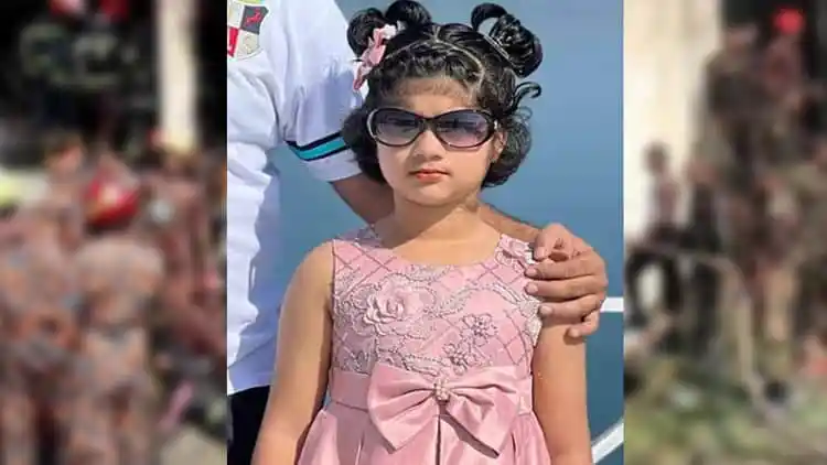 শিশু আয়মানের সুন্দর ছবি, কালো চুল ও গোলাপি পোশাক পরা. Channel i News - চ্যানেল আই নিউজ