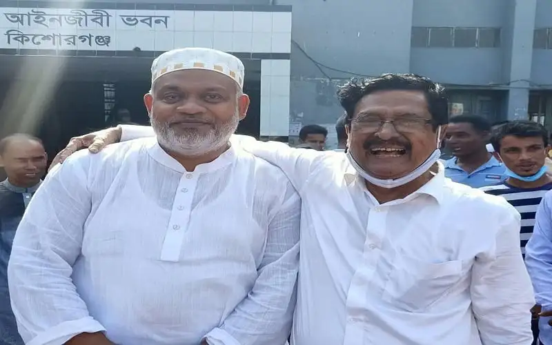বিএনপি নেতার সঙ্গে ফজলুর রহমানের সাক্ষাৎ, হাসিমুখে ছবি. Channel i News - চ্যানেল আই নিউজ