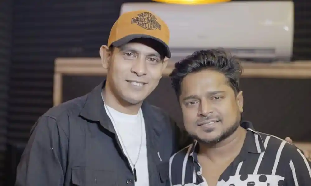 কাজী শুভ ও মিলন একসঙ্গে স্টুডিওতে, বন্ধুত্বের মুহূর্ত. Channel i News - চ্যানেল আই নিউজ