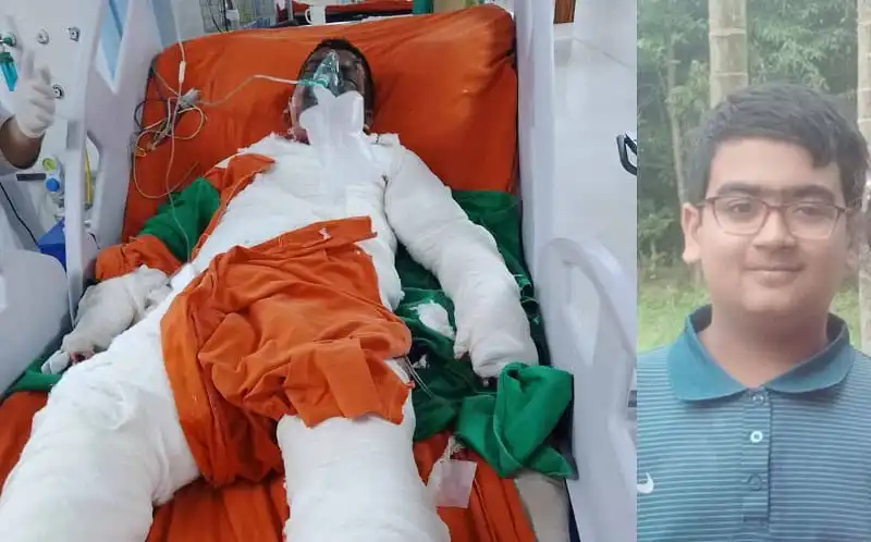 অসুস্থ শিক্ষার্থী মাহতাব হাসপাতালে চিকিৎসাধীন অবস্থায়।. Channel i News - চ্যানেল আই নিউজ