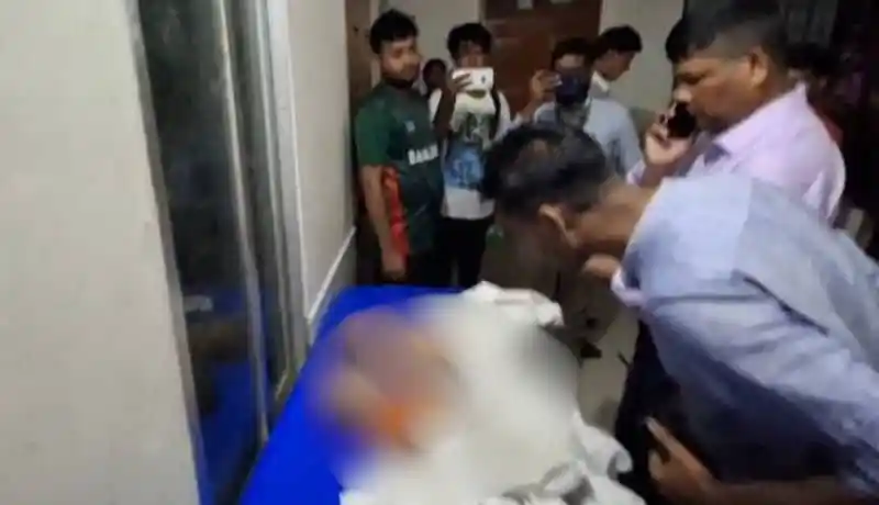 পুকুরে জমজ দুই শিশুর লাশ উদ্ধার, পরিবারের সদস্যরা শোকাহত. Channel i News - চ্যানেল আই নিউজ
