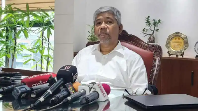 এনবিআর চেয়ারম্যানের দায়িত্বশীল আচরণ নিয়ে সংবাদ. Channel i News - চ্যানেল আই নিউজ