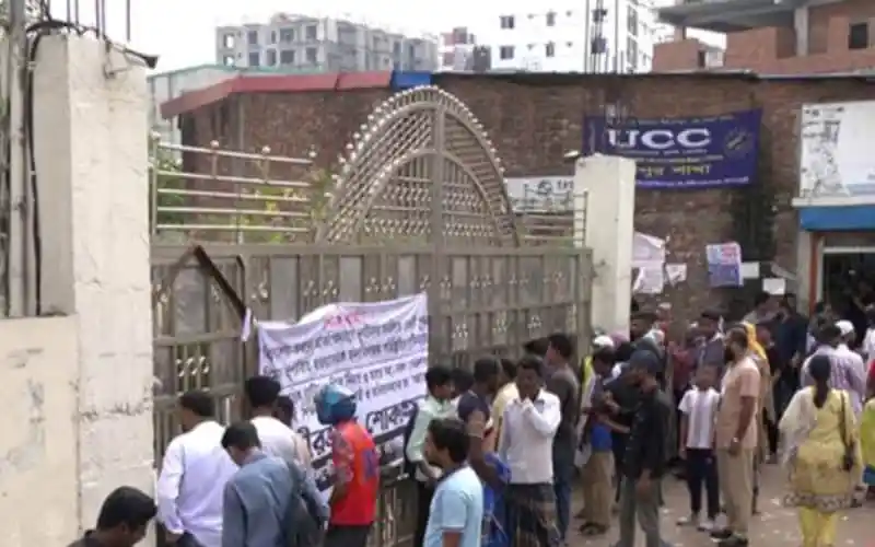 বিমান দুর্ঘটনা শোকসভায় মানুষের ভিড়, শোক প্রকাশ. Channel i News - চ্যানেল আই নিউজ