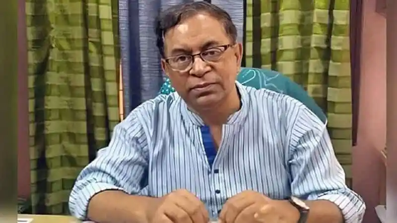 সাইফুল হক সাংবাদিক ও রাজনীতিবিদ, নির্দিষ্ট দলকে সুবিধা দেওয়ার অভিযোগে. Channel i News - চ্যানেল আই নিউজ