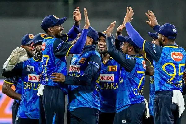 বাংলাদেশ ক্রিকেট দল উল্লাসে ভাসছে, লঙ্কান স্পিনের কাছে পরাজিত. Channel i News - চ্যানেল আই নিউজ