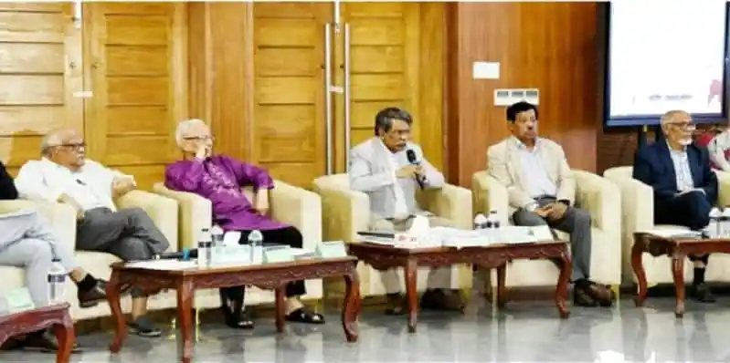 তত্ত্বাবধায়ক সরকার ব্যবস্থা পরিবর্তনে গণভোটের প্রয়োজনীয়তা আলোচনা. Channel i News - চ্যানেল আই নিউজ