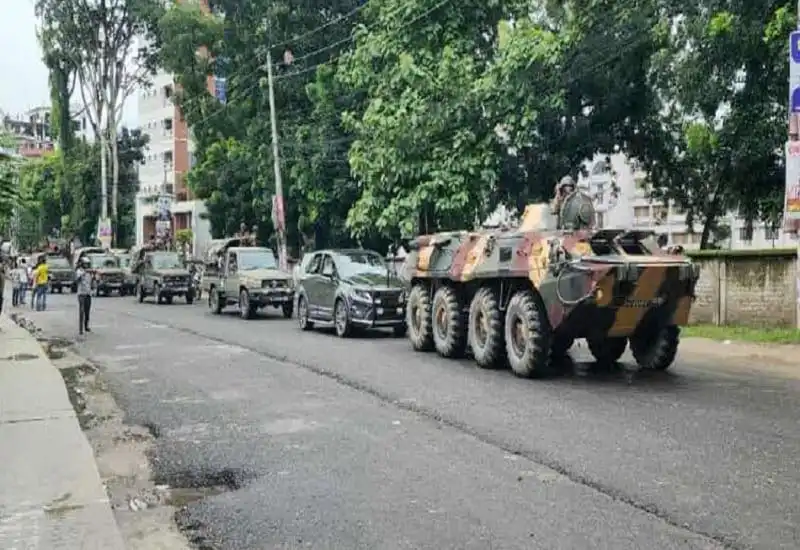 সেনা-পুলিশের পাহারায় গোপালগঞ্জ ছাড়ছেন এনসিপি নেতারা. Channel i News - চ্যানেল আই নিউজ