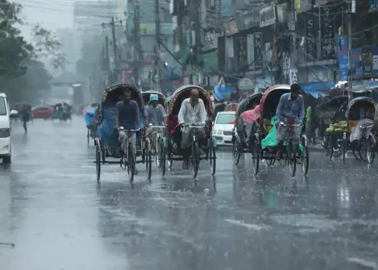 দেশের বিভিন্ন অঞ্চলে অতিভারী বৃষ্টির শঙ্কা, স্বস্তির আভাস নেই