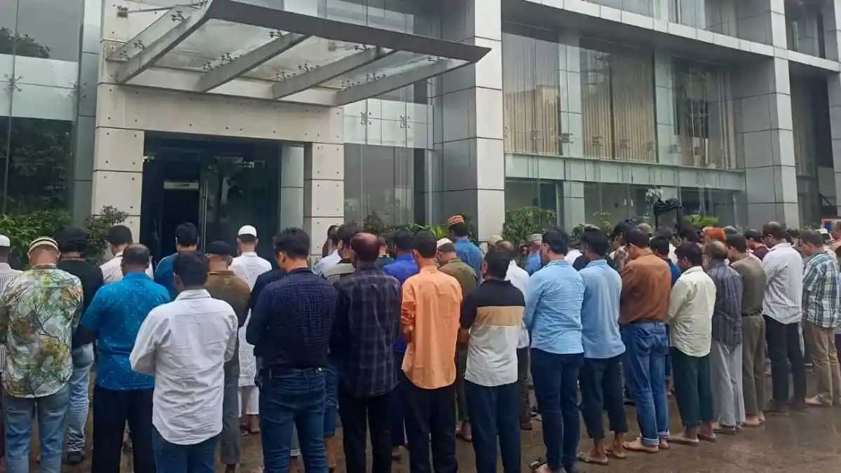 শোক ও শ্রদ্ধায় চ্যানেল আই থেকে জীনাত রেহানার বিদায়. Channel i News - চ্যানেল আই নিউজ