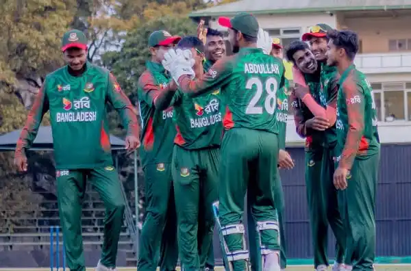 বাংলাদেশ ক্রিকেট দল মাঠে জয়োল্লাসে ভরা মুহূর্ত. Channel i News - চ্যানেল আই নিউজ