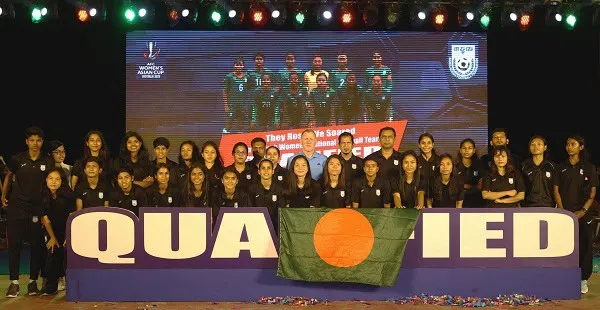 বাংলাদেশ নারী ফুটবল দলের দলীয় ছবি, ক্রীড়া প্রতিযোগিতা অনুষ্ঠিত. Channel i News - চ্যানেল আই নিউজ