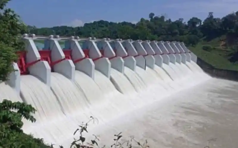 কাপ্তাই বাঁধের জলকপাট খুলে দেওয়া হয়েছে, জলপ্রবাহ বৃদ্ধি পাচ্ছে।. Channel i News - চ্যানেল আই নিউজ