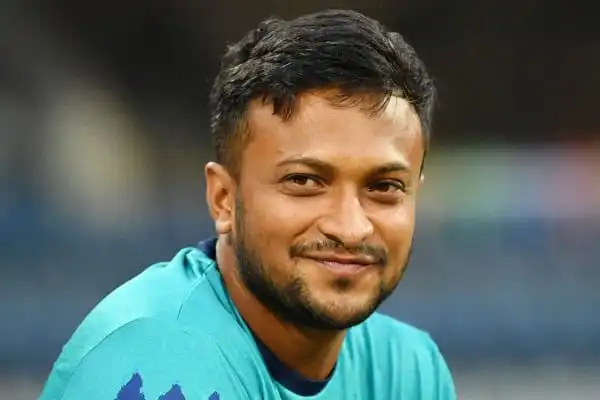 সাকিব আল হাসান যুক্তরাষ্ট্রের আটলান্টা ফায়ার জার্সিতে খেলছেন. Channel i News - চ্যানেল আই নিউজ