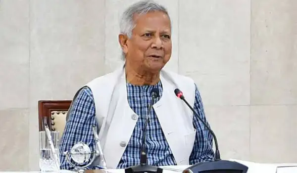 প্রধান উপদেষ্টার মালয়েশিয়া সফর নিয়ে আলোচনা করছেন।. Channel i News - চ্যানেল আই নিউজ