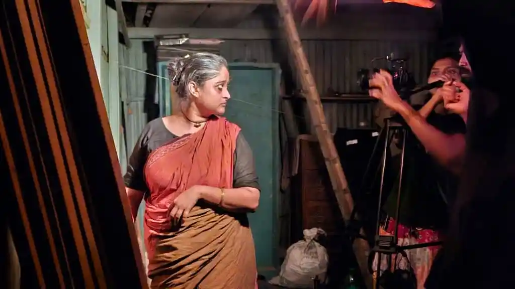 বাংলাদেশি অভিনেত্রী শুটিং সেটে ছবি, চ্যানেল আই অনলাইন. Channel i News - চ্যানেল আই নিউজ