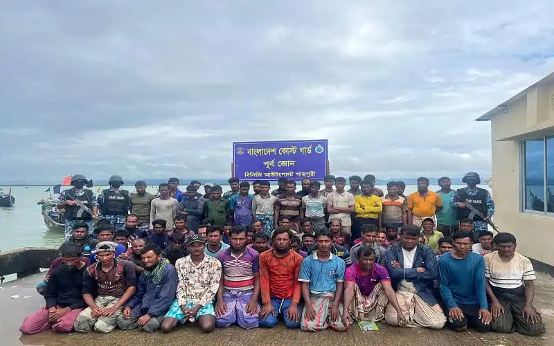 ১২২ জন মিয়ানমার জলসীমায় প্রবেশ করা জেলেকে কোস্টগার্ড ফিরিয়ে আনছে. Channel i News - চ্যানেল আই নিউজ