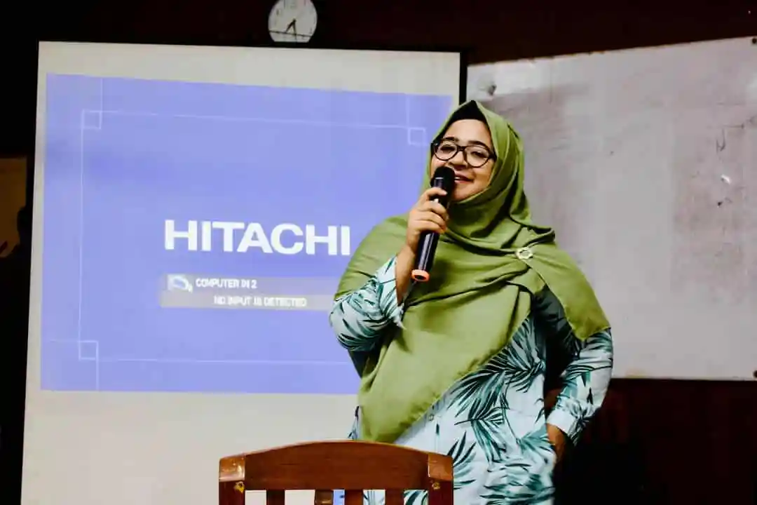 শিক্ষিকা বক্তৃতা দিচ্ছেন, বাংলার নারী নেত্রী শিফা. Channel i News - চ্যানেল আই নিউজ