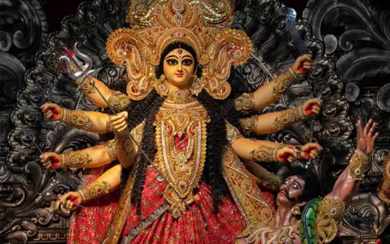 শুভ দুর্গাপূজা উপলক্ষে সুন্দর দেবী দুর্গার মূর্তি. Channel i News - চ্যানেল আই নিউজ