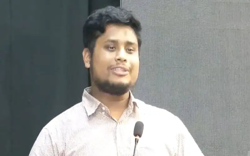 হাসনাত আবদুল্লাহ বক্তৃতা দিচ্ছেন, অন্তর্বর্তী সরকারের ব্যর্থতার বিষয়ে আলোচনা. Channel i News - চ্যানেল আই নিউজ