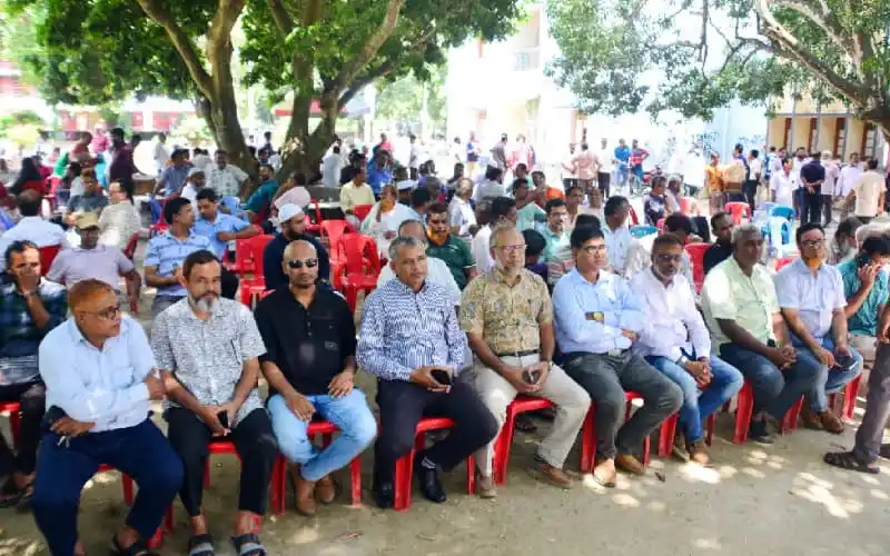 রাজশাহী বিশ্ববিদ্যালয়ে শিক্ষার্থীদের শান্তিপূর্ণ আন্দোলন চলছে. Channel i News - চ্যানেল আই নিউজ