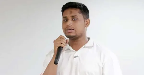 জনপ্রিয় বক্তা জনসম্মুখে বক্তৃতা দিচ্ছেন. Channel i News - চ্যানেল আই নিউজ
