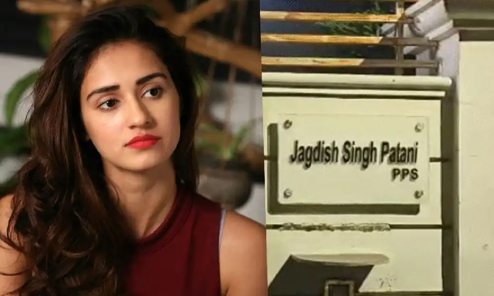 নায়িকা বাড়ির সামনে দাঁড়িয়ে আছেন, শান্ত ও উদ্বিগ্ন. Channel i News - চ্যানেল আই নিউজ