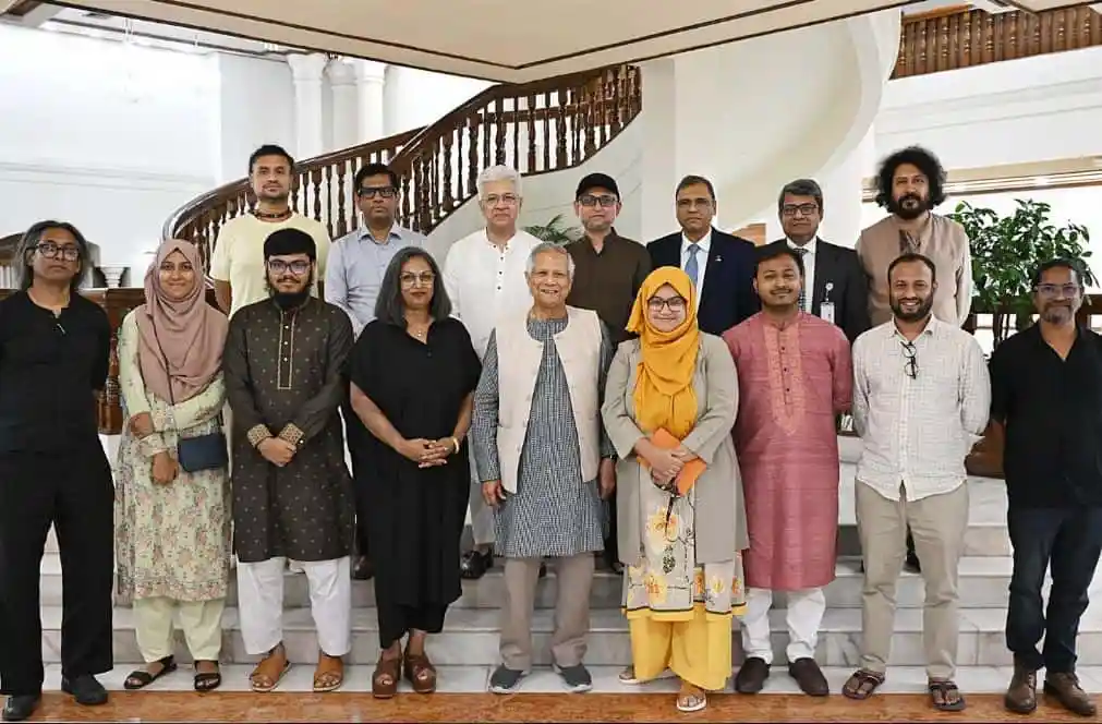 বাংলাদেশের বিভিন্ন পেশাজীবী ও অতিথিরা আলোচনা সভায় অংশগ্রহণ করছেন. Channel i News - চ্যানেল আই নিউজ