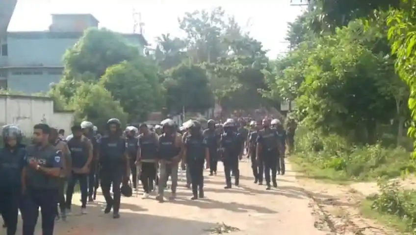 খাগড়াছড়িতে নিরাপত্তা বাহিনী ও আইনশৃঙ্খলা রক্ষাকারী বাহিনী মোতায়েন. Channel i News - চ্যানেল আই নিউজ