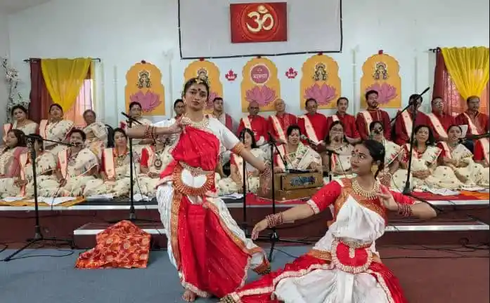 বাংলাদেশের মহালয়া উৎসবে গীতিনৃত্য ও সাংস্কৃতিক পরিবেশনা. Channel i News - চ্যানেল আই নিউজ