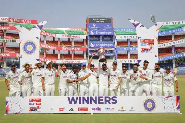 বাংলাদেশ ক্রিকেট দল বিশ্বকাপের বিজয়ী উদযাপন করছে. Channel i News - চ্যানেল আই নিউজ