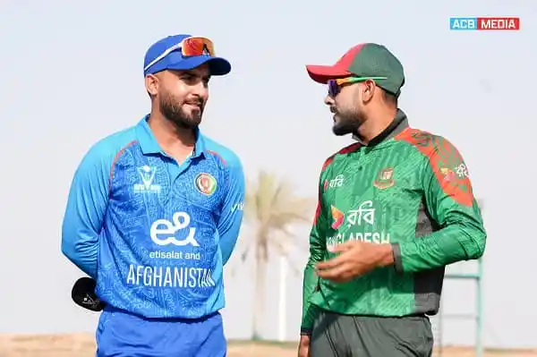 আফগানিস্তান ও বাংলাদেশ ক্রিকেটাররা সাক্ষাৎ করছে. Channel i News - চ্যানেল আই নিউজ