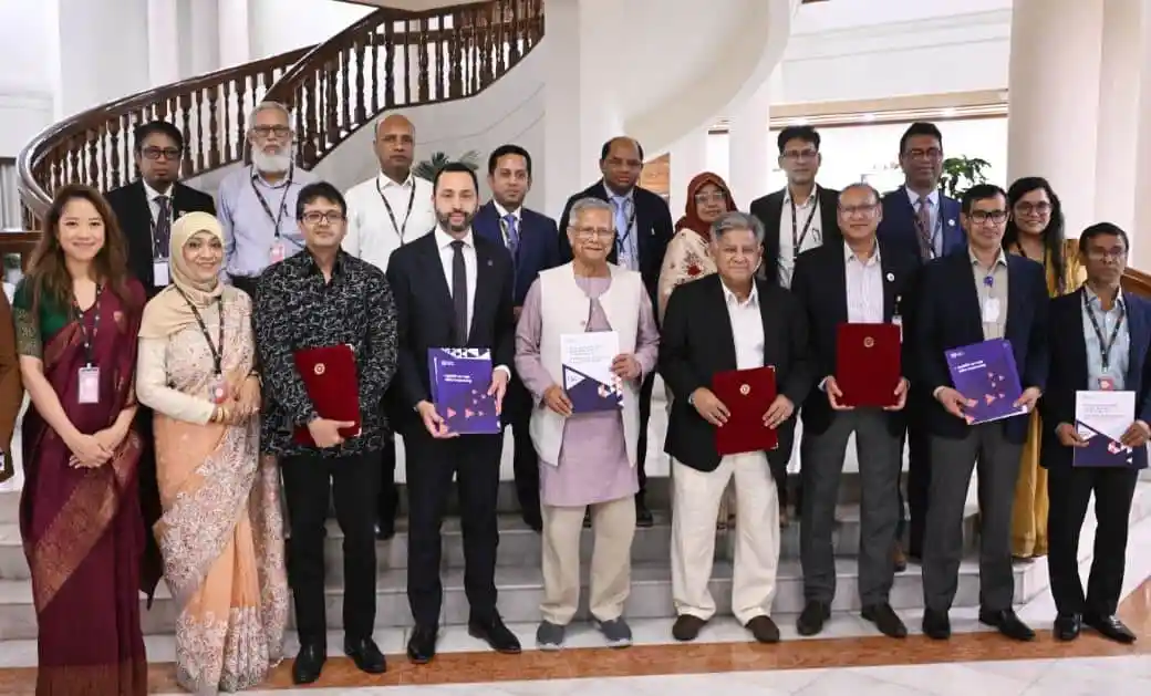 বাংলাদেশের শ্রমজীবী মানুষের অধিকার নিয়ে আলোচনা ও স্বীকৃতি প্রদান. Channel i News - চ্যানেল আই নিউজ