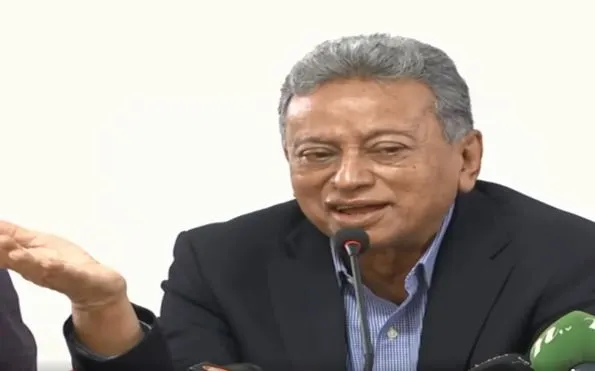 আমীর খসরু বক্তৃতা দিচ্ছেন, বাংলাদেশে রাজনৈতিক আলোচনা।. Channel i News - চ্যানেল আই নিউজ