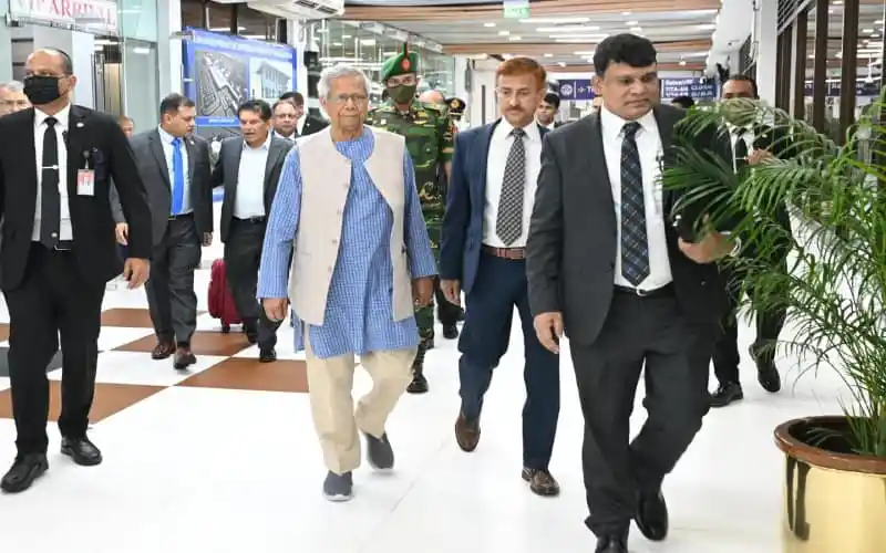 Prime Minister Sheikh Hasina visits an international airport with officials and security personnel. Channel i News - চ্যানেল আই নিউজ