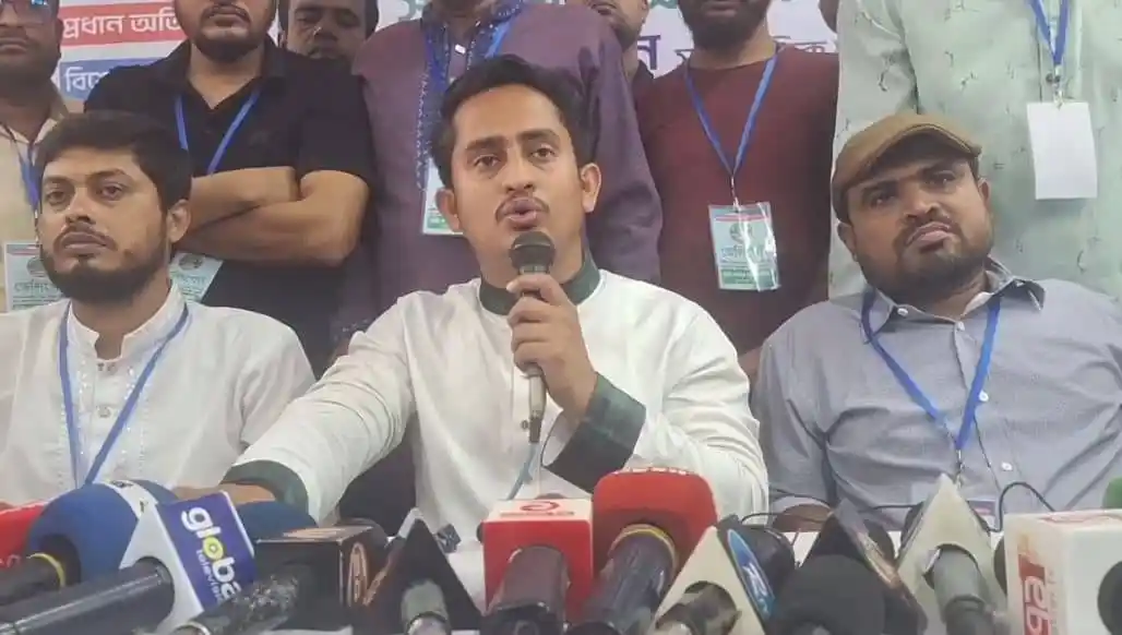 সারজিস আলমের সংবাদ সম্মেলনে সাংবাদিকদের প্রশ্নের উত্তর দিচ্ছেন. Channel i News - চ্যানেল আই নিউজ
